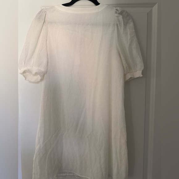 Fields of Gold Dress in White - Steve Madden - Picture 4 of 6